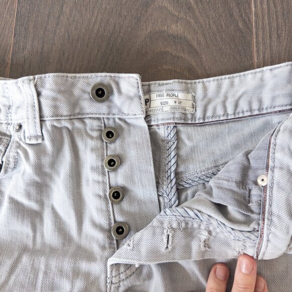 Free People Light Gray Distressed Denim Shorts with Button Fly, Size 27 - Picture 6 of 7